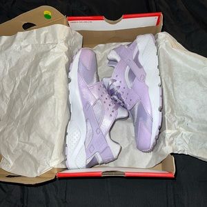 Nike huarache run (grade school) 7Y